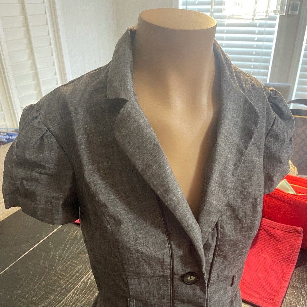 *3 for $20* Brown fitted blazer